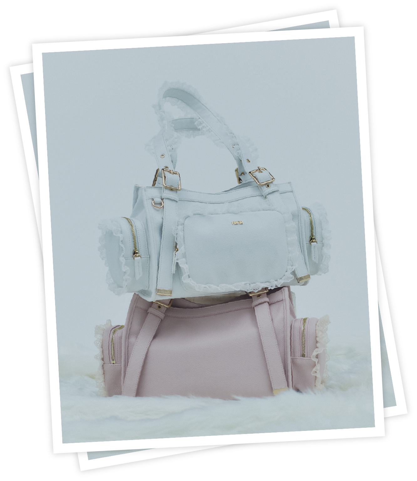 白いボストンバッグを寄りで見せたカット